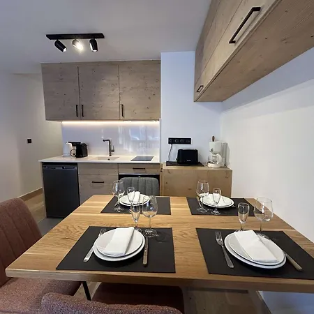 Apartment Renove Meribel, Proche Pistes, Fibre Incluse - Fr-1-180-657